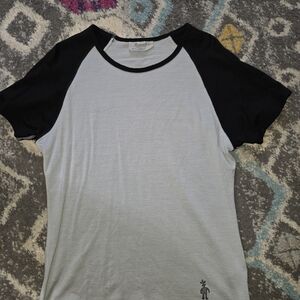 Smartwool Women's Short Sleeve Raglan Tee in Light Gray and Black